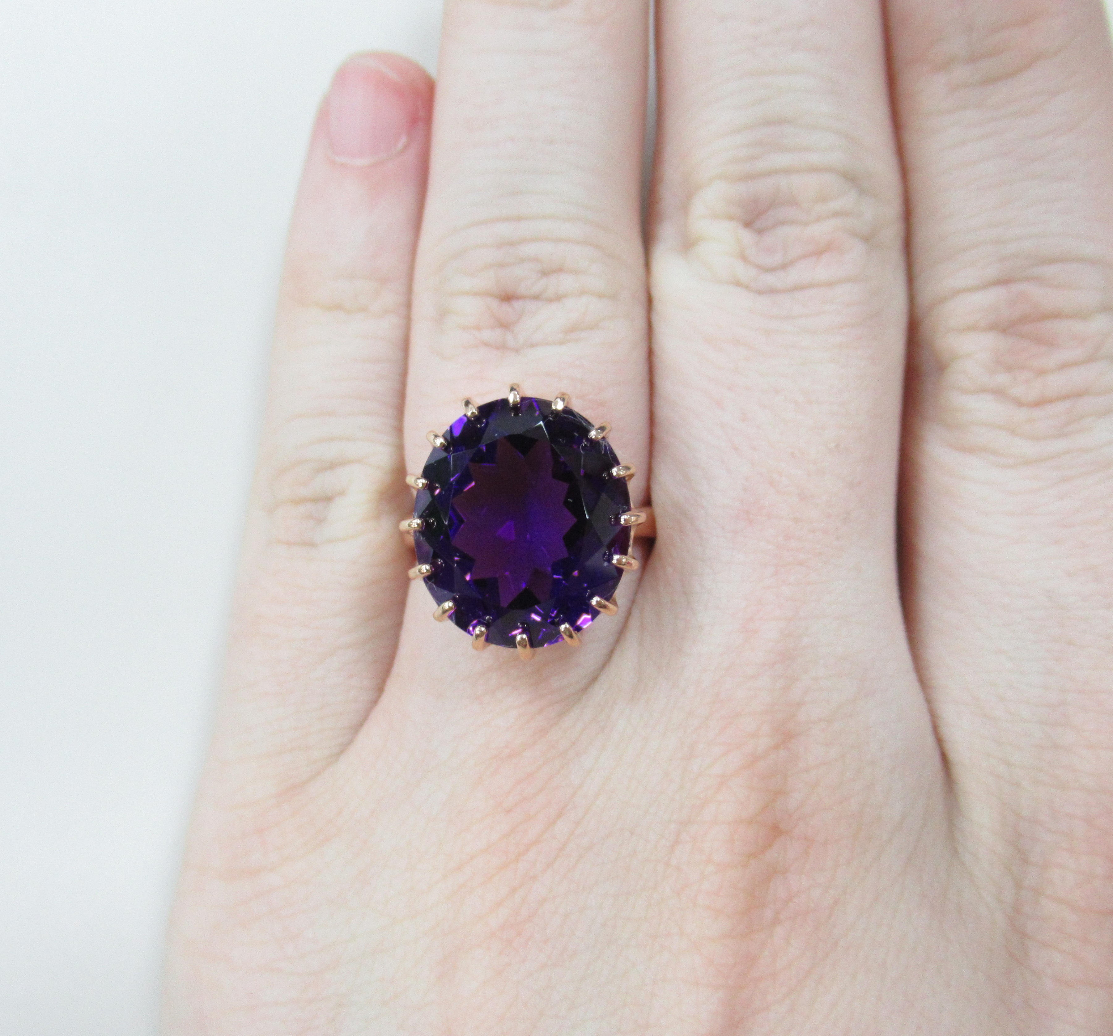 Серебряное кольцо с аметистом